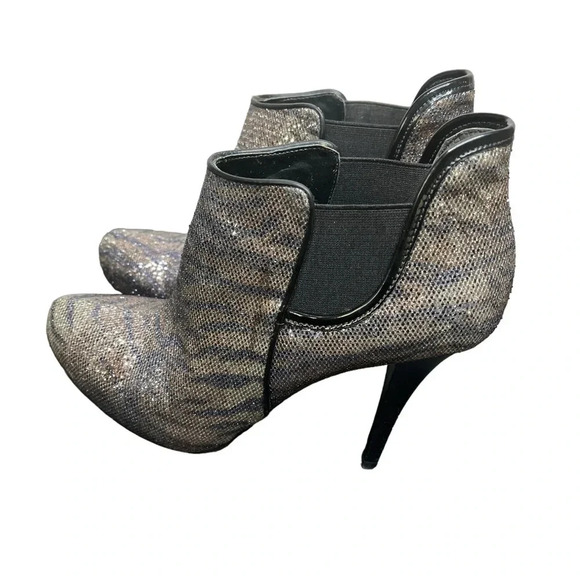 GUESS‎ glittery black booties size 7.5 pumps - Picture 1 of 7